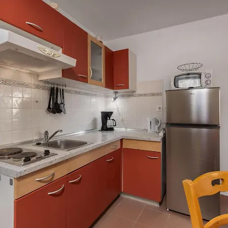 Apartment 1 Bedroom Stunning In